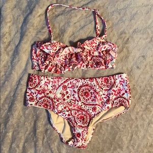 🍁 Pink and white bikini